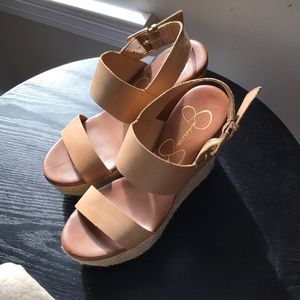 Jessica Simpson nude wedges